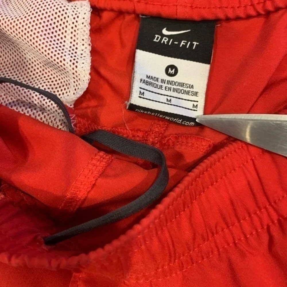 Nike Mens Trunks Swim Shorts Dri-Fit Stretch‎ With Pockets Sz Medium